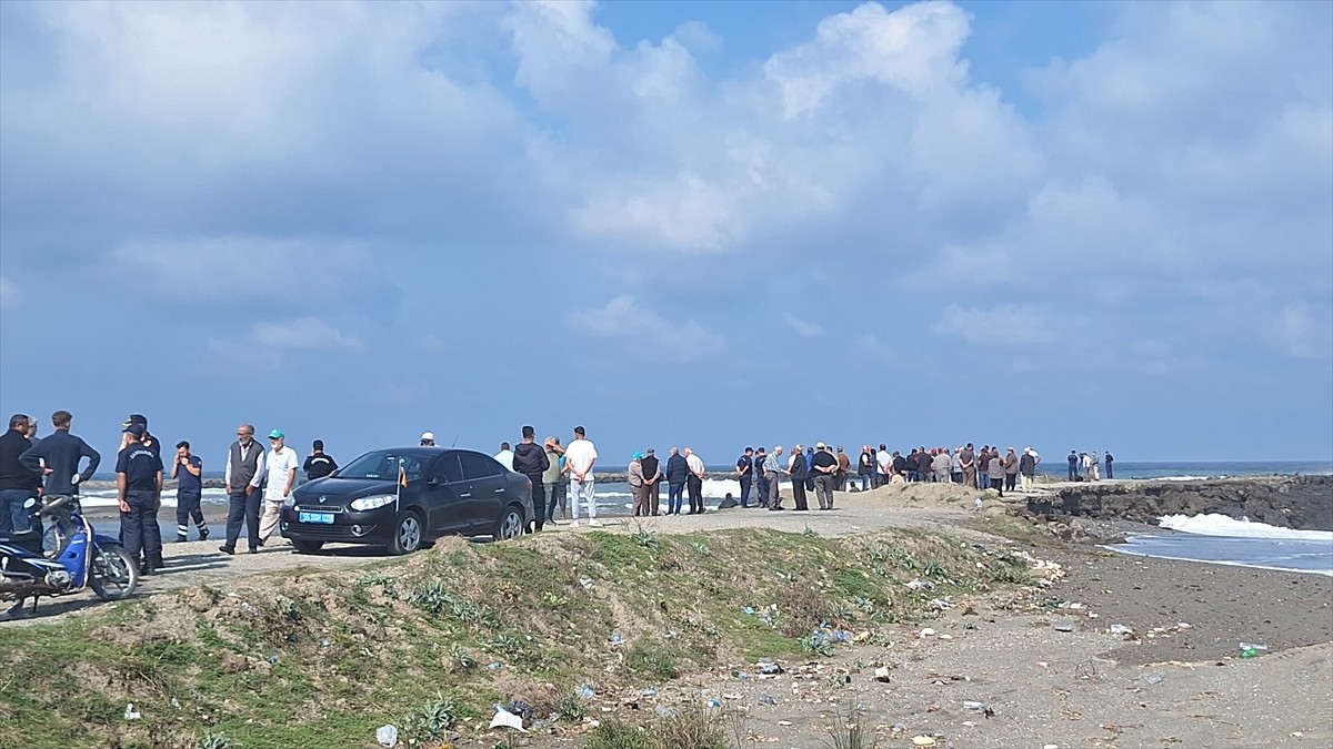 Samsun'un Bafra ilçesinde denizde kaybolan balıkçı Orhan Çorbacı'yı arama çalışması başlatıldı. İl...